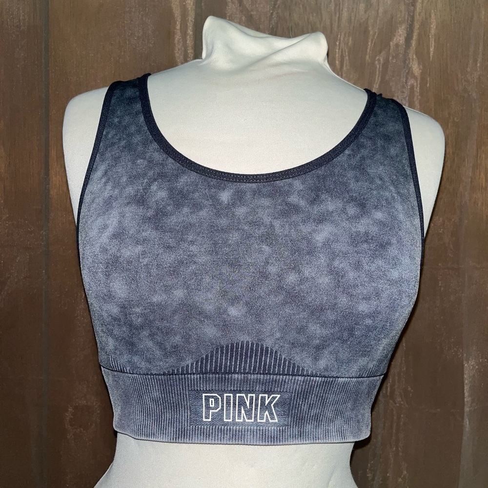 Victoria’s Secret Pink Seamless Sports Bra Size Small